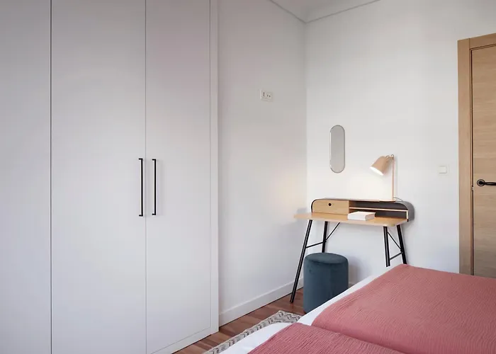 Baihaus By Feelfreerentals 公寓